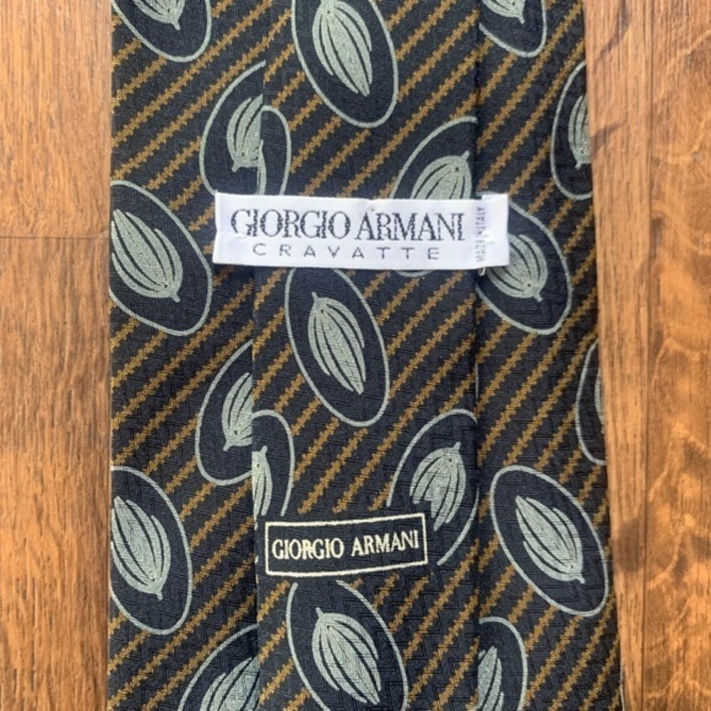 Giorgio Armani Classic Silk Tie